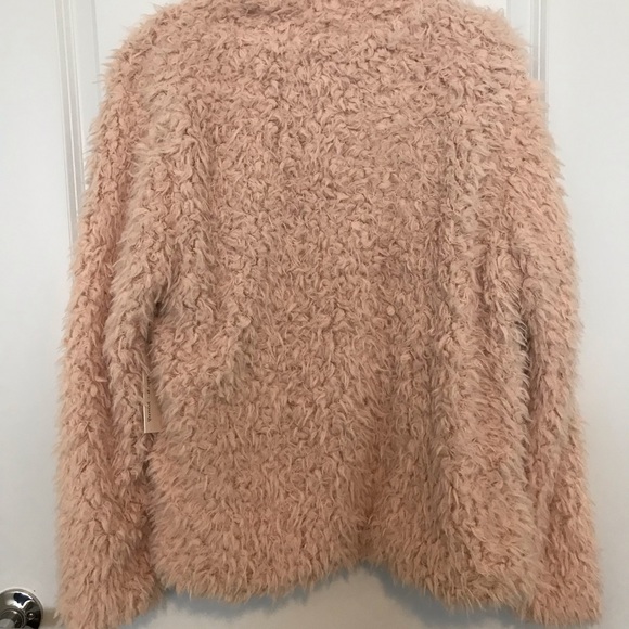 Pink Fur Coat NWT perfect condition ready to wear - Picture 3 of 3